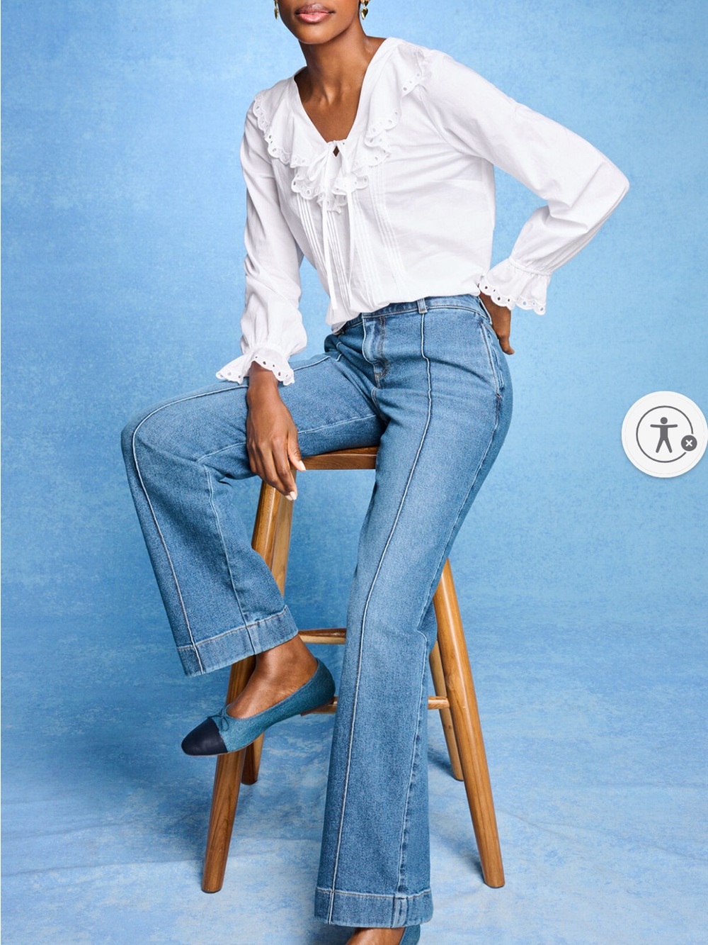Classic High-Rise Straight Jeans in Light Blue